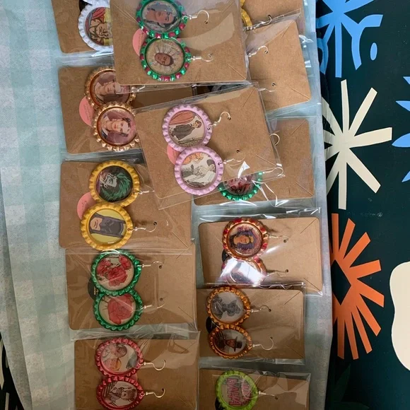 Charity item: Puerto Rico Taino Sun handcrafted bottle Cap Earrings. - Picture 9 of 12